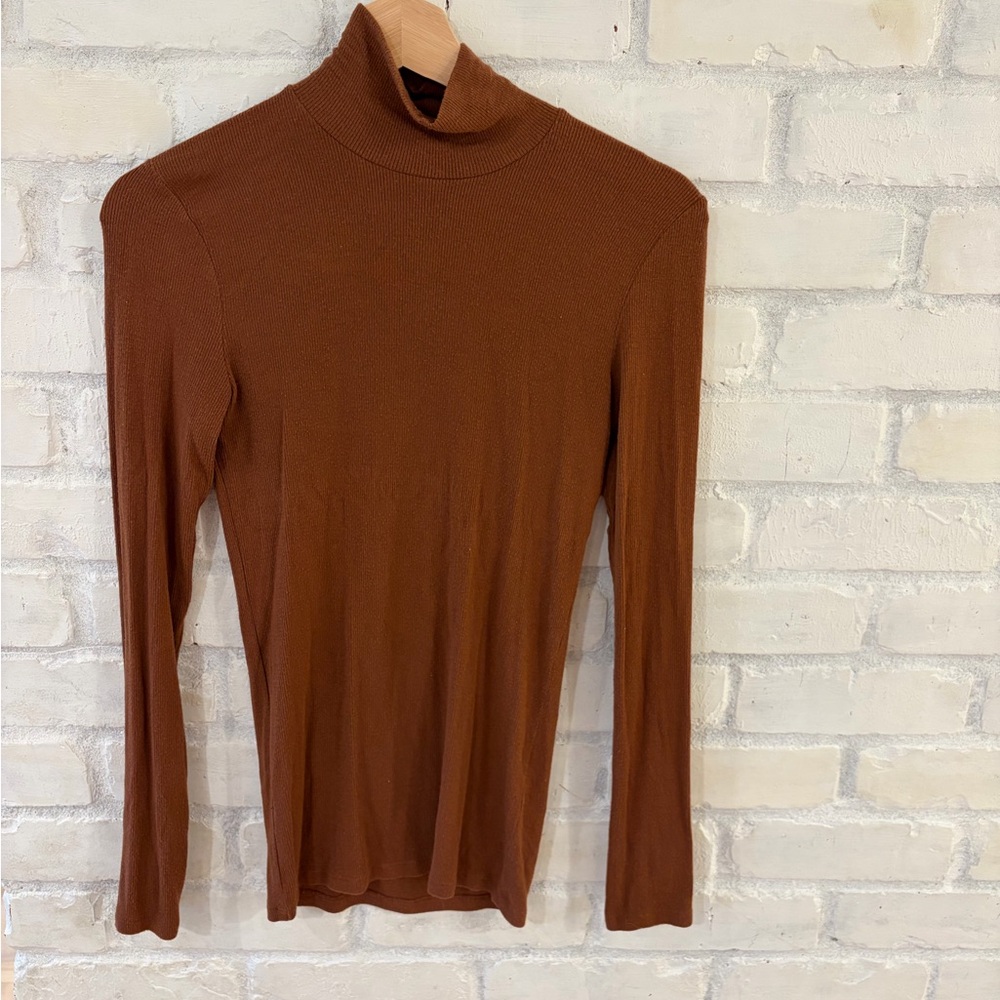 Wilfred Rust Knit Top
(B5)